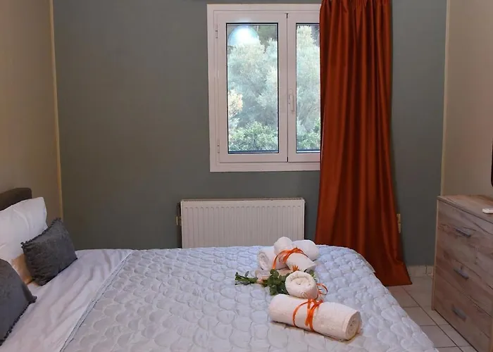 The House Of Victo-ria *